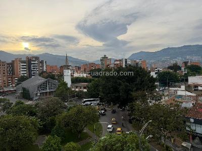 Apartaestudio en venta en La Castellana, Medellín, 37 m² · foto 7 de 10