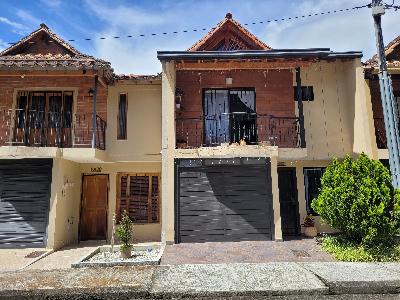 Casa de 3 alcobas en venta en San Antonio, Rionegro, 162 m² · foto 2 de 20
