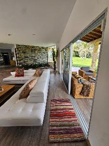 Casa de 4 alcobas en venta en Santa Elena, Medellín, 320 m² · foto 6 de 20