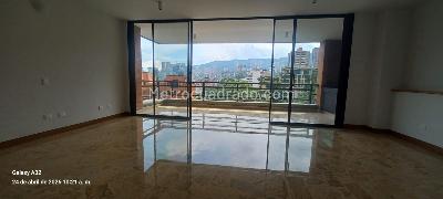 Apartamento de 3 alcobas en venta en El Poblado, Medellín, 219 m² · foto 13 de 20