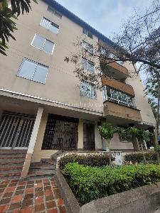 Apartamento de 3 alcobas en venta en Laureles, Medellín, 110 m² · foto 2 de 20