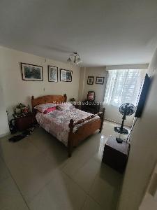 Apartamento de 3 alcobas en venta en Laureles, Medellín, 110 m² · foto 11 de 20