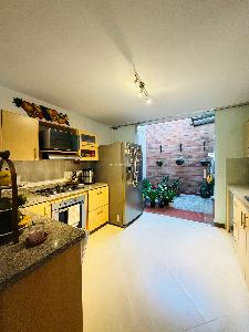 Casa de 3 alcobas en venta en Urbano, Rionegro, 164 m² · foto 3 de 16