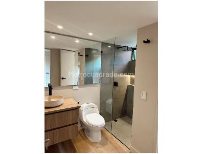 Apartamento de 4 alcobas en venta en El Poblado, Medellín, 192 m² · foto 6 de 6