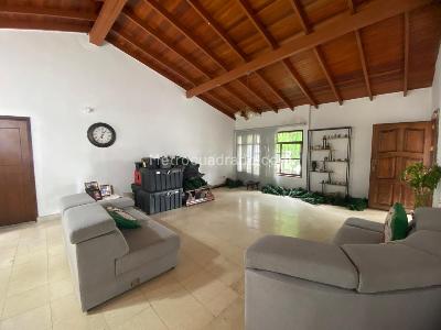 Casa de 4 alcobas en venta en Prados Del Norte, Cali, 318 m² · foto 4 de 20