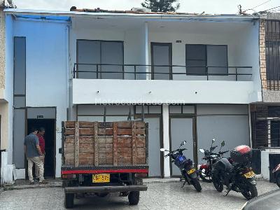 Casa de 5 alcobas en venta en San Vicente, Cali, 400 m² · foto 2 de 20