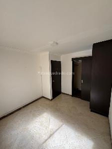 Casa de 5 alcobas en venta en San Vicente, Cali, 400 m² · foto 12 de 20