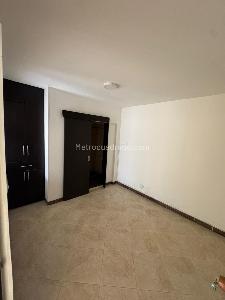 Casa de 5 alcobas en venta en San Vicente, Cali, 400 m² · foto 16 de 20
