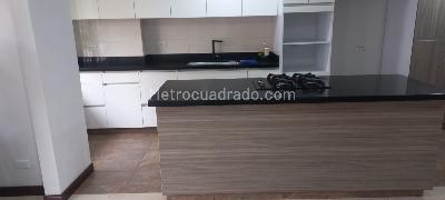Apartamento de 4 alcobas en venta en Laureles, Medellín, 195 m² · foto 2 de 20