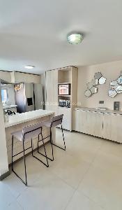 Apartamento de 3 alcobas en venta en Las Brujad, Envigado, 96 m² · foto 2 de 11