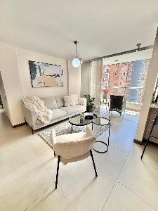 Apartamento de 3 alcobas en venta en Las Brujad, Envigado, 96 m² · foto 3 de 11