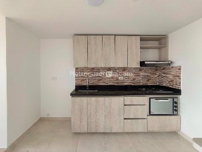 Apartamento de 3 alcobas en venta en Sabaneta, Sabaneta, 79 m² · foto 7 de 13