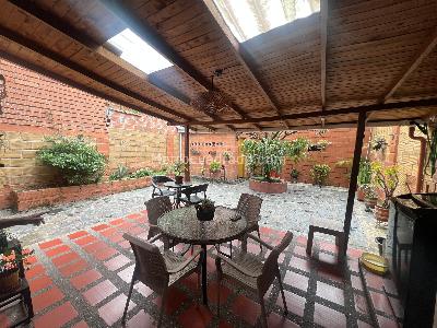 Casa de 5 alcobas en venta en Santa Monica, Medellín, 130 m² · foto 19 de 20