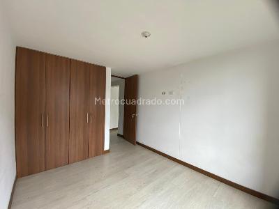 Apartamento de 2 alcobas en venta en Loma De Las Brujas, Envigado, 77 m² · foto 12 de 12