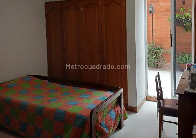 Apartamento de 3 alcobas en venta en Laureles, Medellín, 176 m² · foto 18 de 20