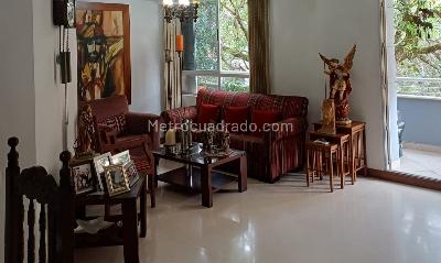 Apartamento de 3 alcobas en venta en Laureles, Medellín, 176 m² · foto 3 de 20