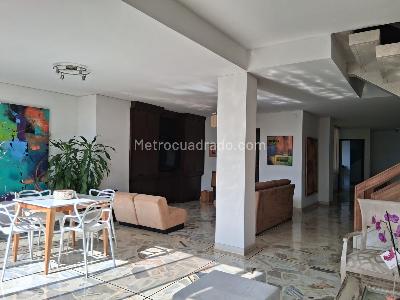 Apartamento de 4 alcobas en venta en Santa Monica Residencial, Cali, 280 m² · foto 4 de 11