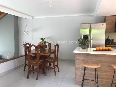 Casa de 3 alcobas en venta en La Macarena, Rionegro, 214 m² · foto 7 de 12