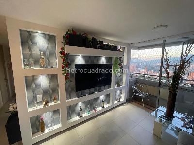 Apartamento de 3 alcobas en venta en Amazonia, Bello, 58 m² · foto 2 de 17
