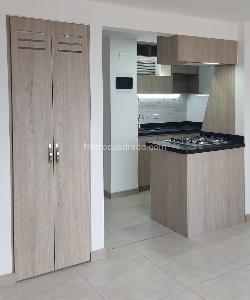 Apartamento de 2 alcobas en venta en Altos De Calasanz, Medellín, 54 m² · foto 13 de 20