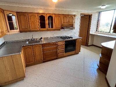 Apartamento en venta en El Poblado, Medellín · foto 11 de 20