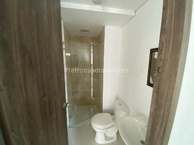 Apartamento de 3 alcobas en venta en Parte Baja, Medellín, 77 m² · foto 8 de 13