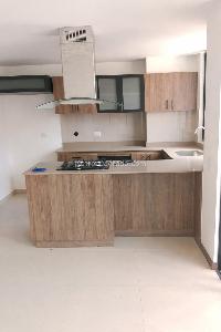 Apartamento de 3 alcobas en venta en San Antonio, Rionegro, 80 m² · foto 3 de 19