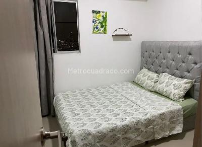 Apartamento de 3 alcobas en venta en La Navarra, Bello, 69 m² · foto 10 de 14