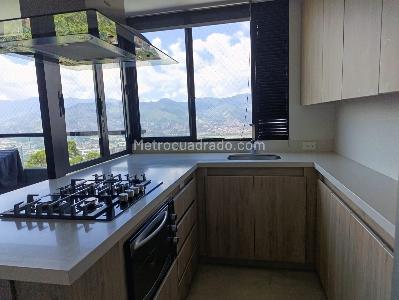 Apartamento de 3 alcobas en venta en Las Palmas, Medellín, 87 m² · foto 10 de 15