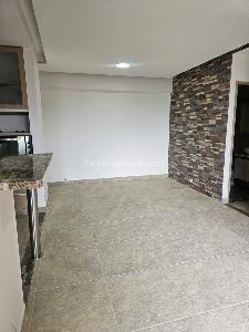 Apartamento de 3 alcobas en venta en La Navarra, Bello, 89 m² · foto 3 de 20