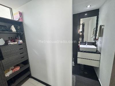 Apartamento en venta en Castropol, Medellín · foto 6 de 17