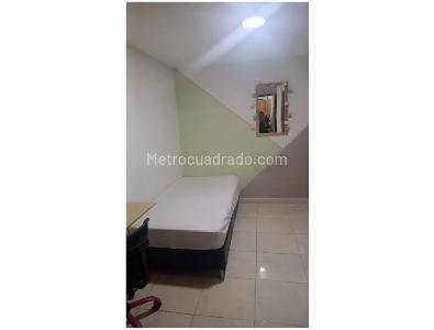 Casa de 5 alcobas en venta en San Joaquin, Medellín, 327 m² · foto 12 de 20