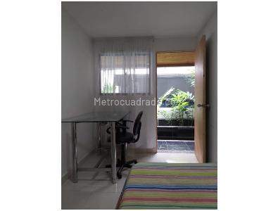 Casa de 5 alcobas en venta en San Joaquin, Medellín, 327 m² · foto 16 de 20