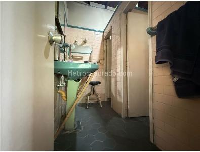 Casa de 5 alcobas en venta en San Joaquin, Medellín, 302 m² · foto 13 de 15