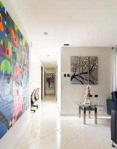 Casa de 5 alcobas en venta en Estadio, Medellín, 135 m² · foto 3 de 8