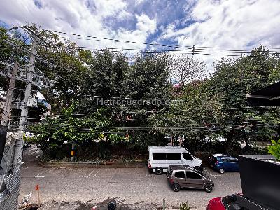 Casa de 4 alcobas en venta en Laureles, Medellín, 174 m² · foto 13 de 13