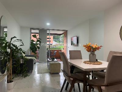 Apartamento en venta en Loma Del Indio, Medellín · foto 2 de 17