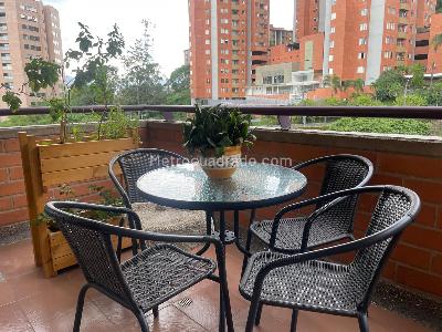 Apartamento en venta en Loma Del Indio, Medellín · foto 5 de 17