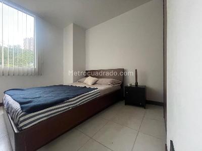 Apartamento en venta en Loma Del Indio, Medellín · foto 7 de 17