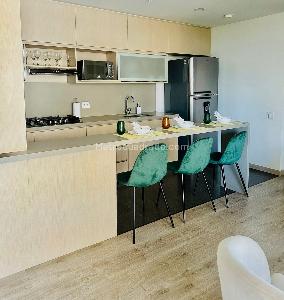 Apartamento de 2 alcobas en venta en El Poblado, Medellín, 79 m² · foto 8 de 12