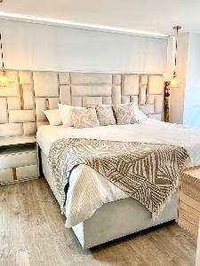 Apartamento de 2 alcobas en venta en El Poblado, Medellín, 79 m² · foto 9 de 12
