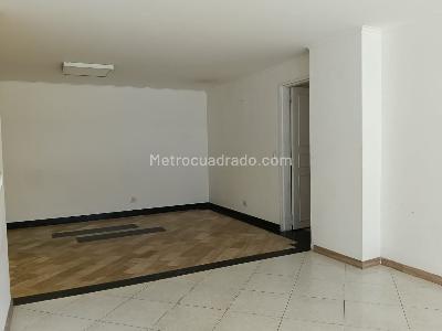 Apartamento de 3 alcobas en venta en Suramericana Medellin, Medellín, 242 m² · foto 2 de 16