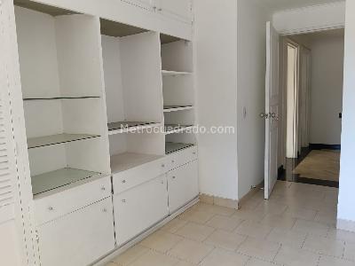 Apartamento de 3 alcobas en venta en Suramericana Medellin, Medellín, 242 m² · foto 14 de 16
