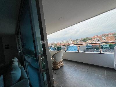 Apartamento de 3 alcobas en venta en Laureles Nogal, Medellín, 134 m² · foto 3 de 20