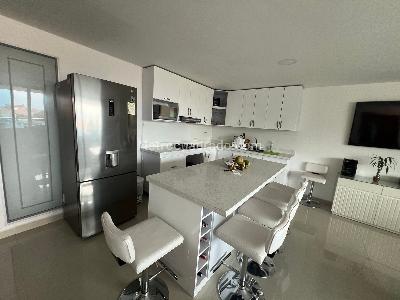Apartamento de 3 alcobas en venta en Laureles Nogal, Medellín, 134 m² · foto 6 de 20
