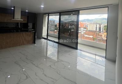 Apartamento de 5 alcobas en venta en Laureles, Medellín, 222 m² · foto 2 de 20
