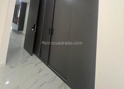 Apartamento de 5 alcobas en venta en Laureles, Medellín, 222 m² · foto 12 de 20