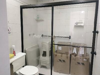 Apartamento de 3 alcobas en venta en Belen Rosales, Medellín, 225 m² · foto 3 de 20