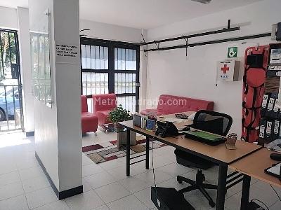 Apartamento de 3 alcobas en venta en Belen Rosales, Medellín, 225 m² · foto 18 de 20