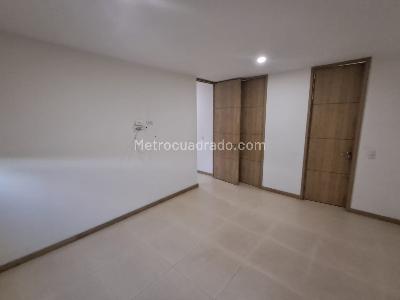 Apartamento de 2 alcobas en venta en Barro Blanco, Rionegro, 68 m² · foto 9 de 12